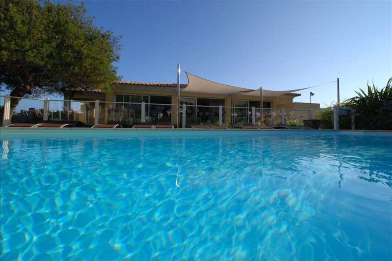 Villa location pour 2 personnes Amarylis à Calvi avec jardin piscine barbecue Extérieur photo