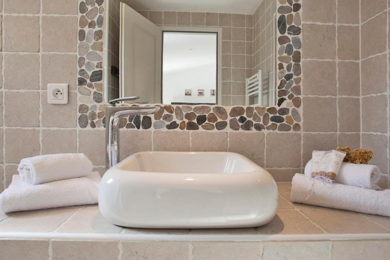 Villa location pour 2 personnes Amarylis à Calvi avec jardin piscine barbecue Extérieur photo